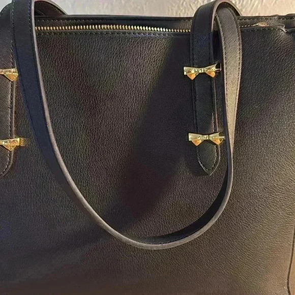 Anne Klein Large Black 5 Pocket Tote - Picture 4 of 12